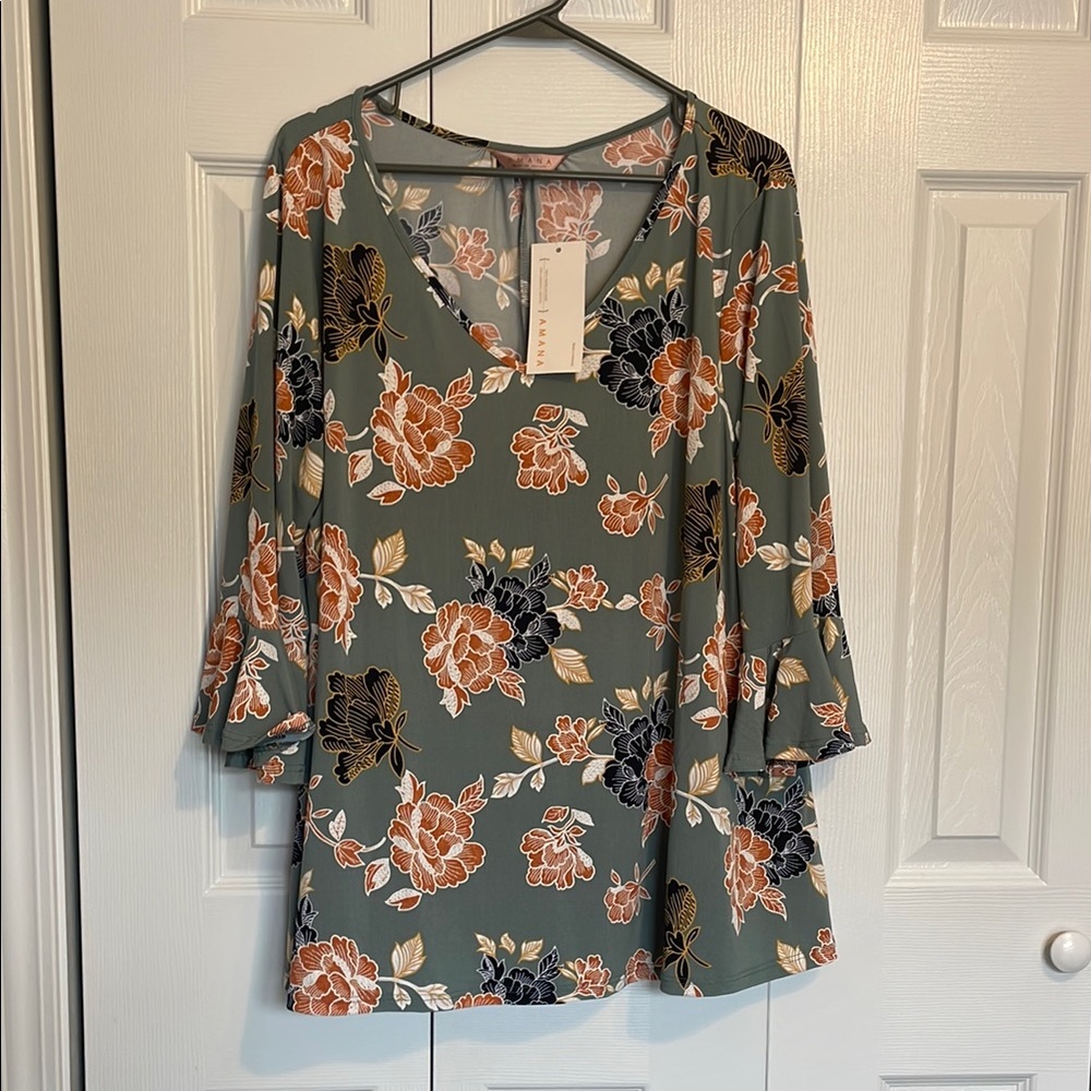 NWT Amana Gray 3X 3/4 Bell Sleeve Tunic vneck floral 27” from shoulder to hem